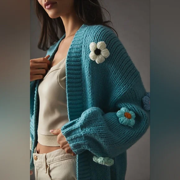 NWT, "by"Duchamp" "3'D, Daisy flower power sweater" 🦋🌼🦋 - Picture 5 of 16